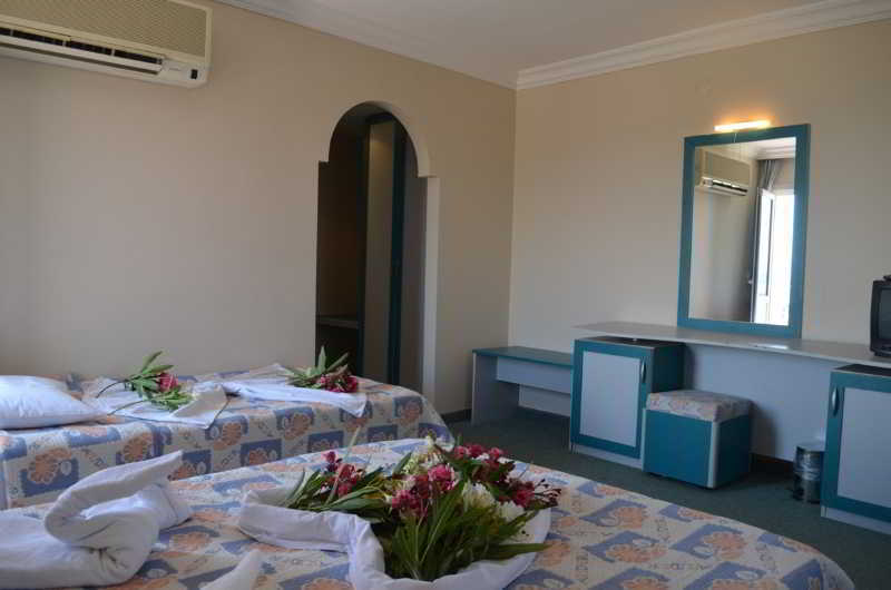 Alder Hotel ไอวาลิค ภายนอก รูปภาพ
