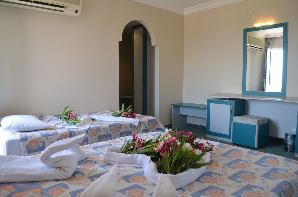 Alder Hotel ไอวาลิค ภายนอก รูปภาพ